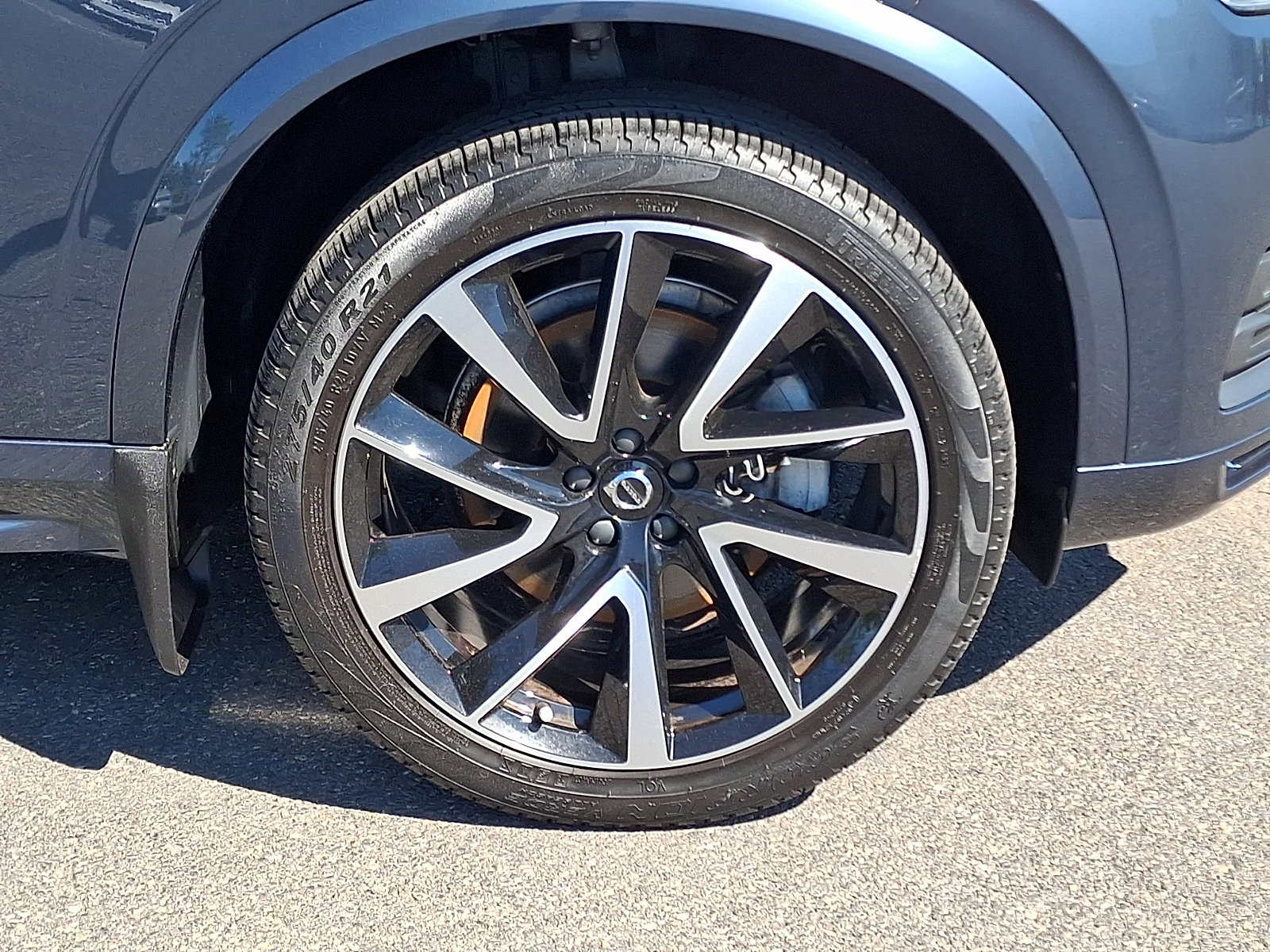 Used 2022 Volvo XC90 T6 Momentum w/ Advanced Package AWD/4WD image 8