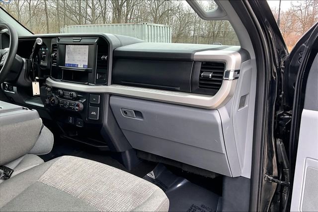 Used 2025 Ford F250 XLT image 16