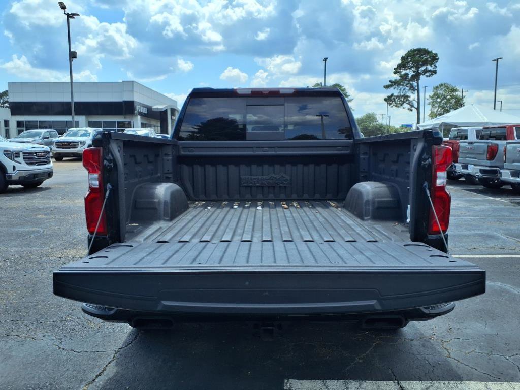 Certified 2024 Chevrolet Silverado 1500 High Country w/ Midnight Edition image 6