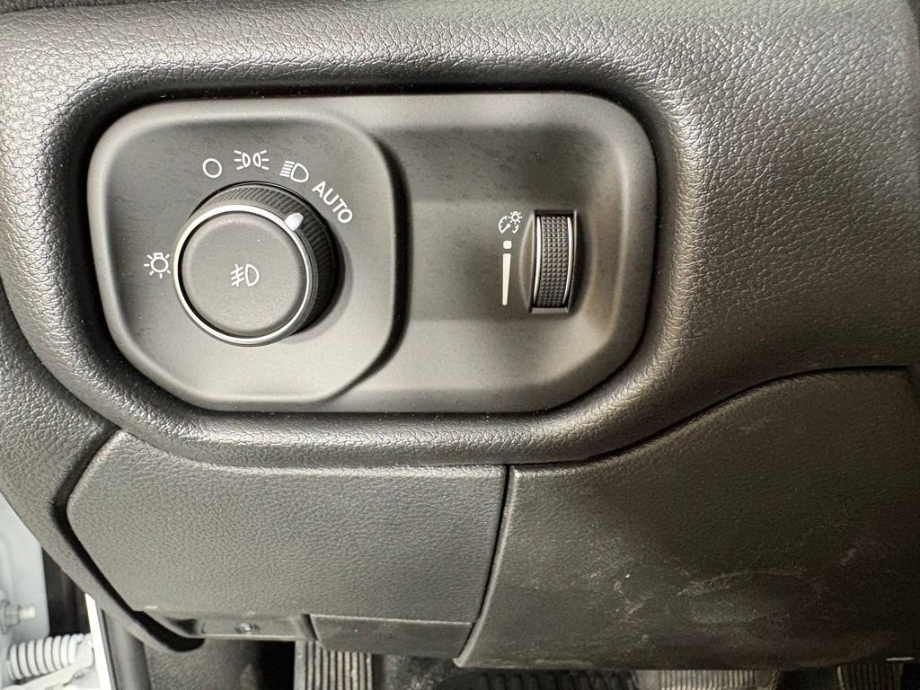 New 2026 RAM 5500 Tradesman AWD/4WD image 22