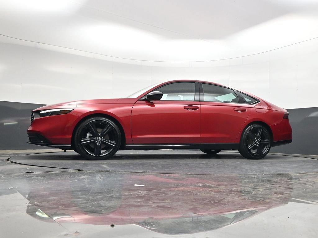 Used 2023 Honda Accord Sport image 30