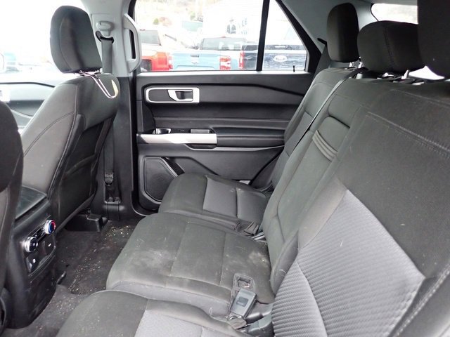 Used 2023 Ford Explorer XLT image 11