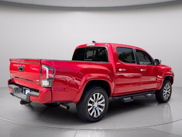 Used 2022 Toyota Tacoma Limited AWD/4WD image 7