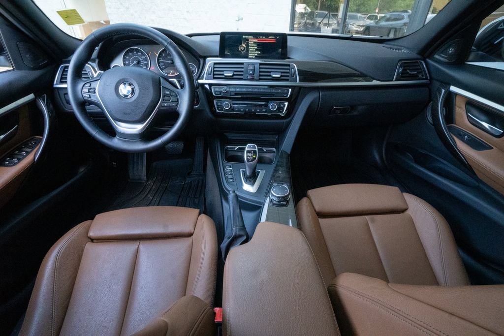 Used 2016 BMW 328i xDrive Sedan AWD/4WD image 20