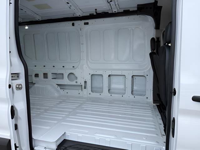 New 2026 Ford Transit 250 148 Medium Roof RWD image 11
