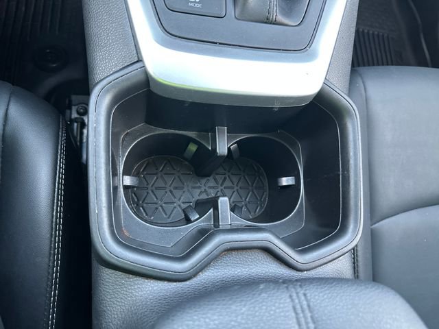 Used 2023 Toyota RAV4 XLE Premium image 18