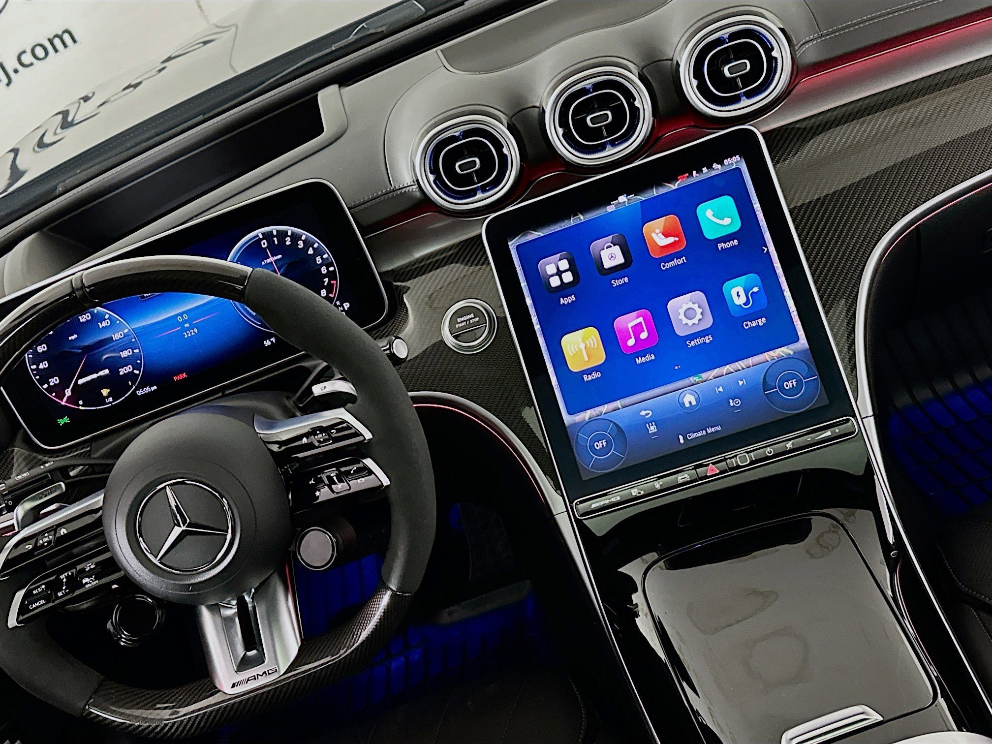 Used 2025 Mercedes-Benz C 36 AMG S image 16