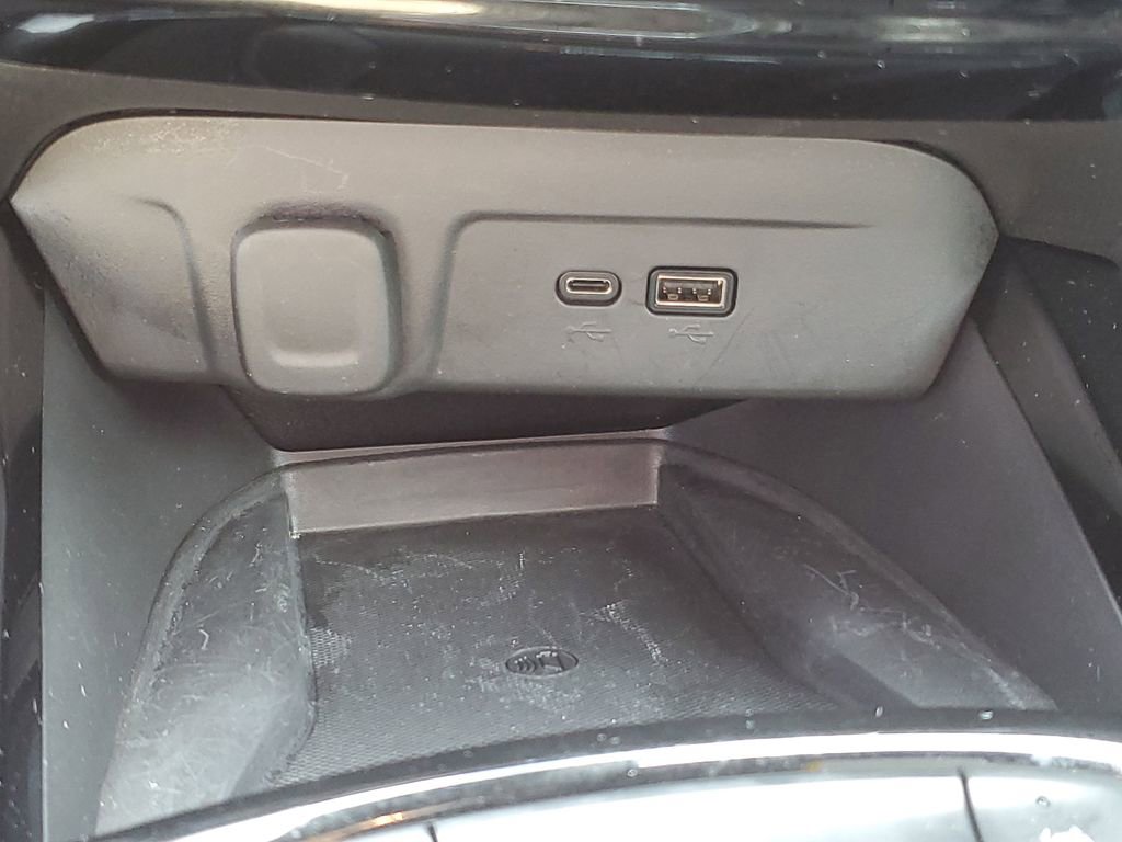 Used 2024 Chevrolet Trax RS w/ Sunroof Package image 22