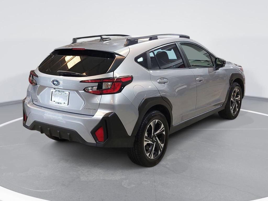 Used 2024 Subaru Crosstrek 2.0i Premium image 5