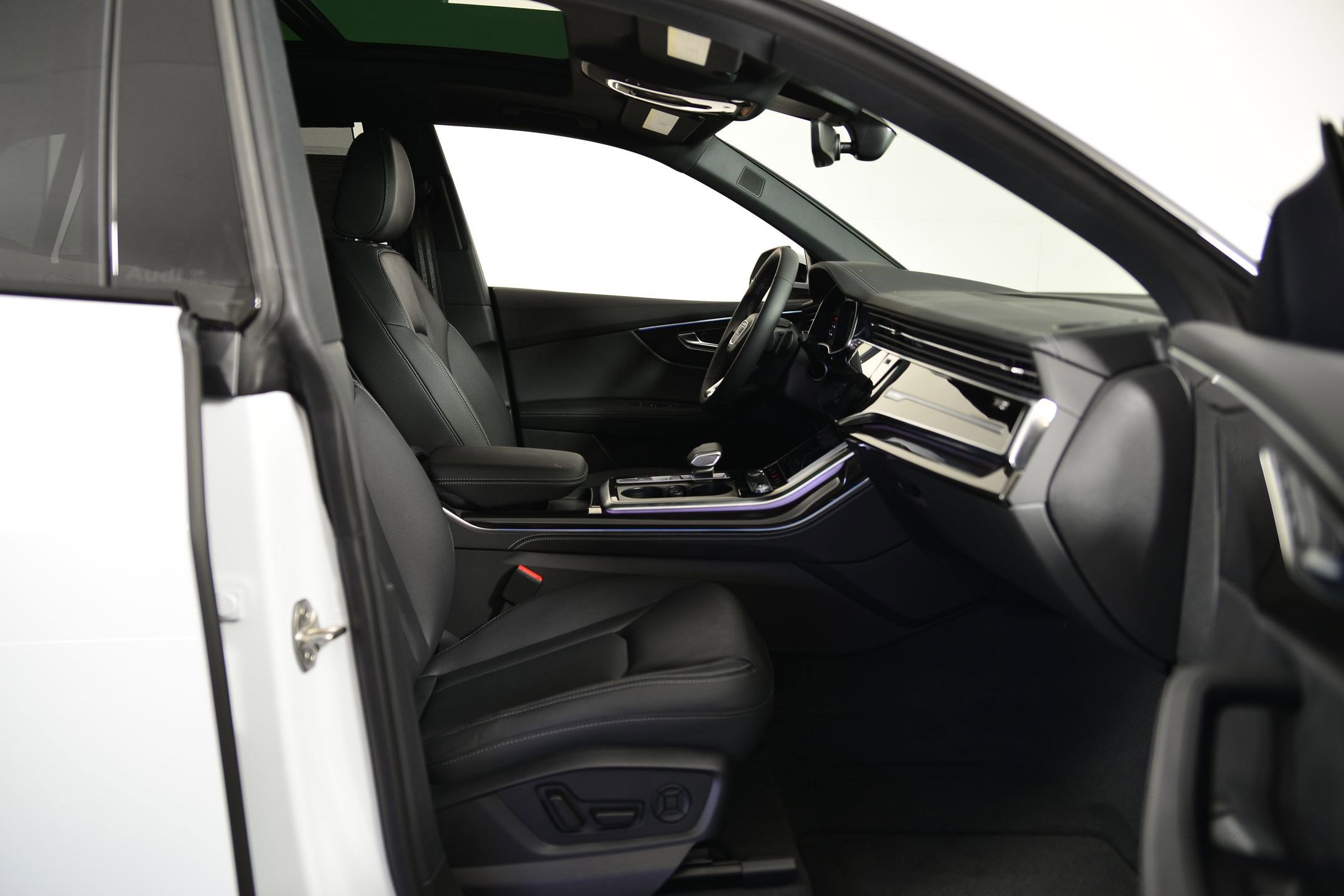 New 2026 Audi Q8 Premium Plus image 17