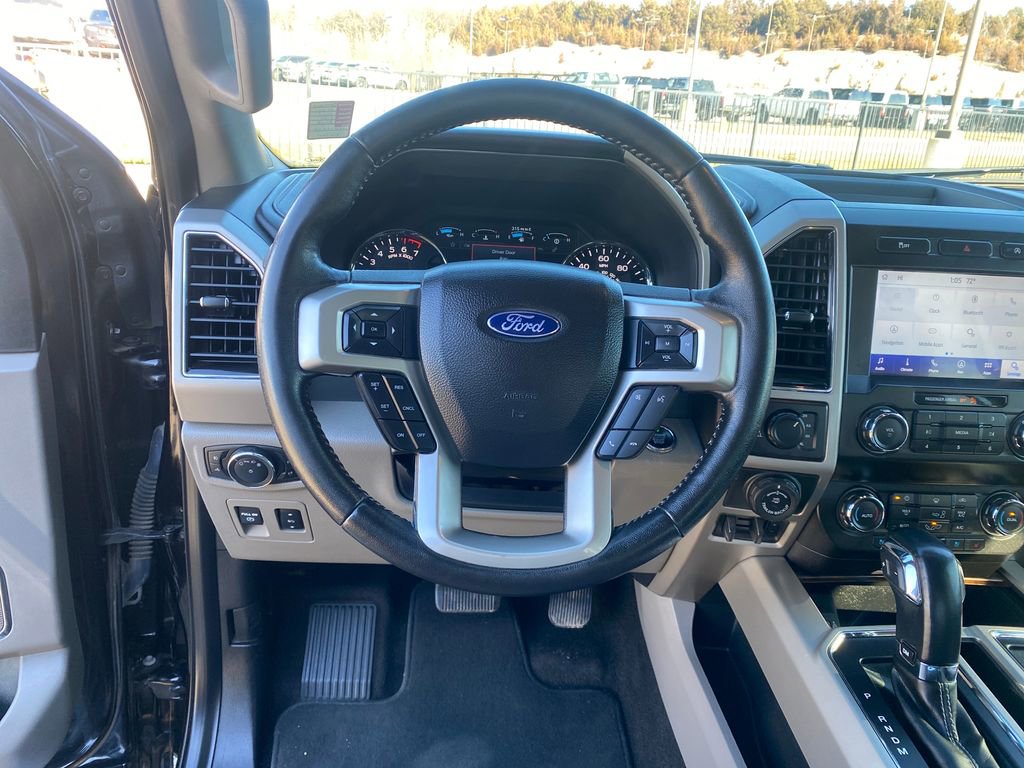 Used 2020 Ford F150 Lariat image 14