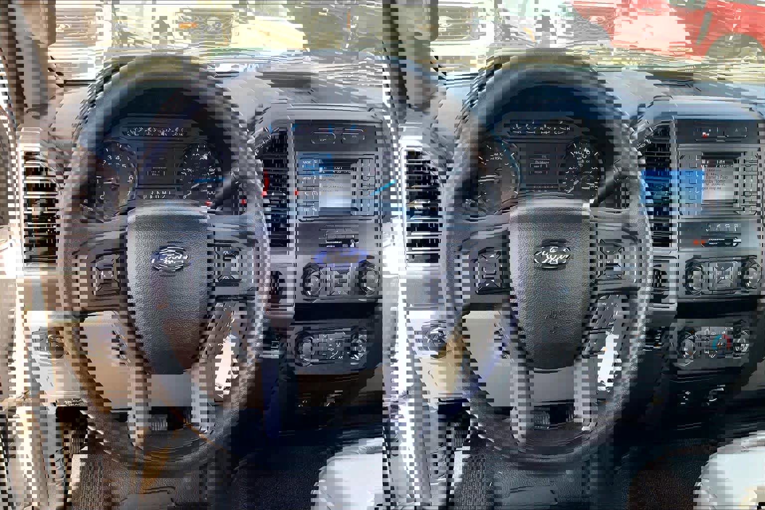 Used 2020 Ford F250 XL w/ Power Equipment Group image 6