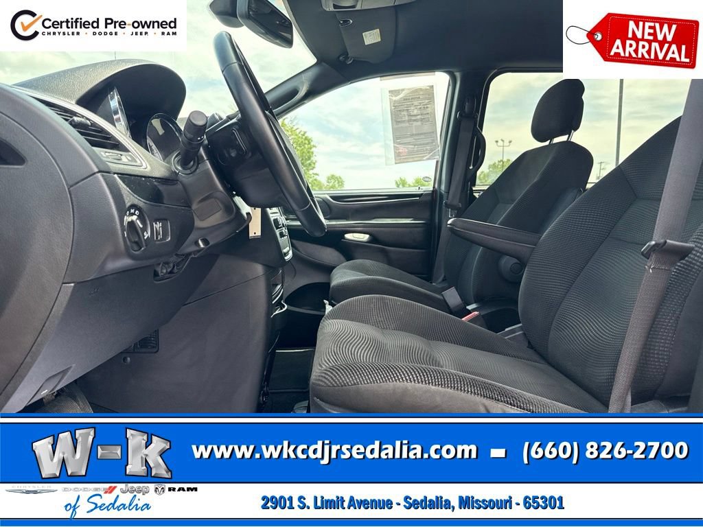Certified 2020 Dodge Grand Caravan SE FWD image 17