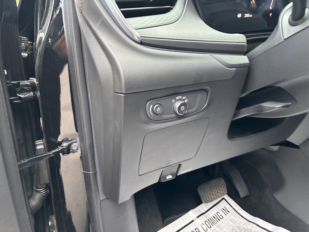 Certified 2024 Buick Encore GX Avenir image 35