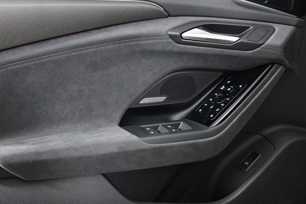 New 2025 Audi S6 e-tron Prestige image 6