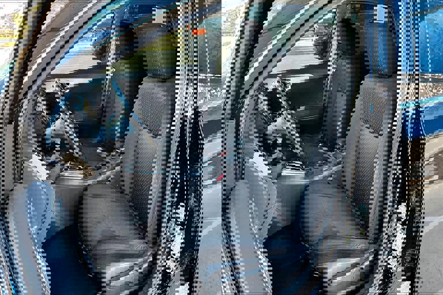 Used 2015 Nissan Sentra SR image 8