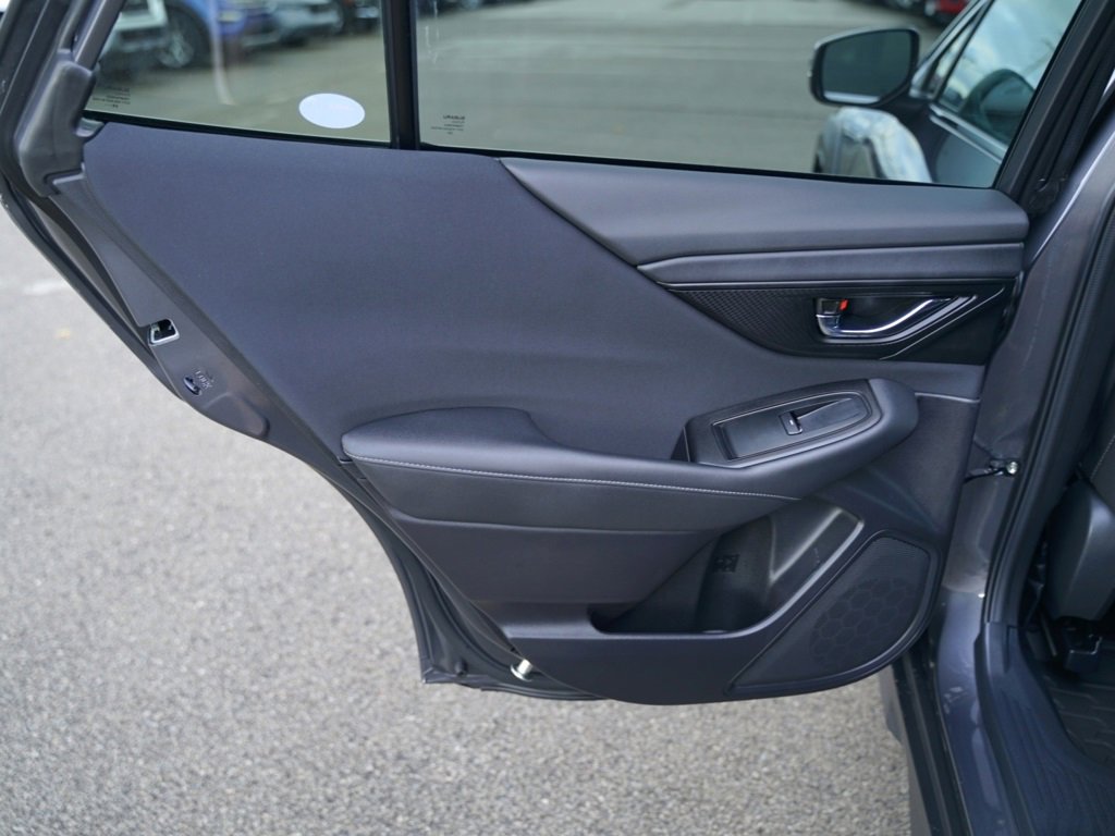 Used 2025 Subaru Outback Premium w/ Popular Package #1A image 22