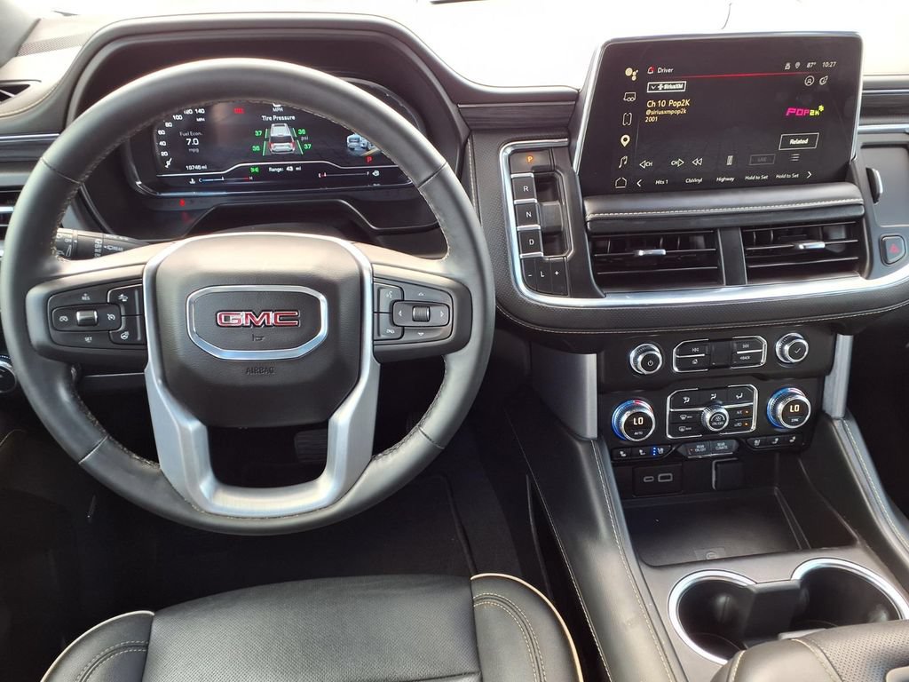 Used 2024 GMC Yukon XL SLT w/ SLT Luxury Package RWD image 13