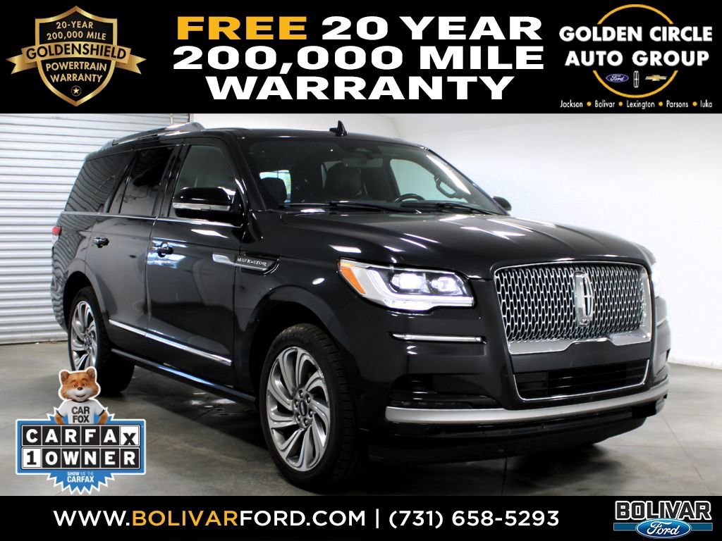 Used 2023 Lincoln Navigator Reserve image 1