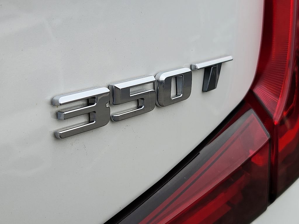 Used 2022 Cadillac XT4 Premium Luxury w/ Cold Weather Package image 33