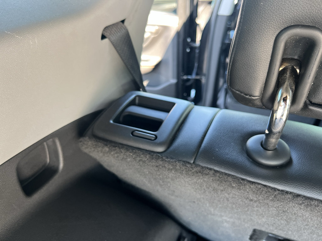 Used 2019 GMC Terrain SLT FWD image 35