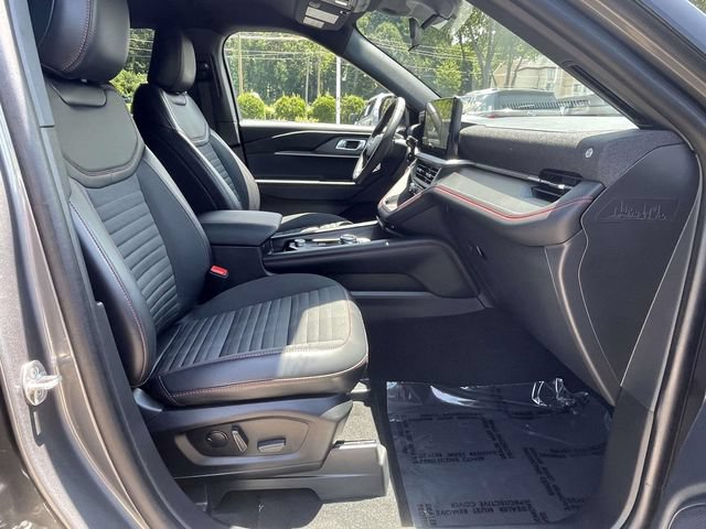 Used 2025 Ford Explorer ST-Line RWD image 31