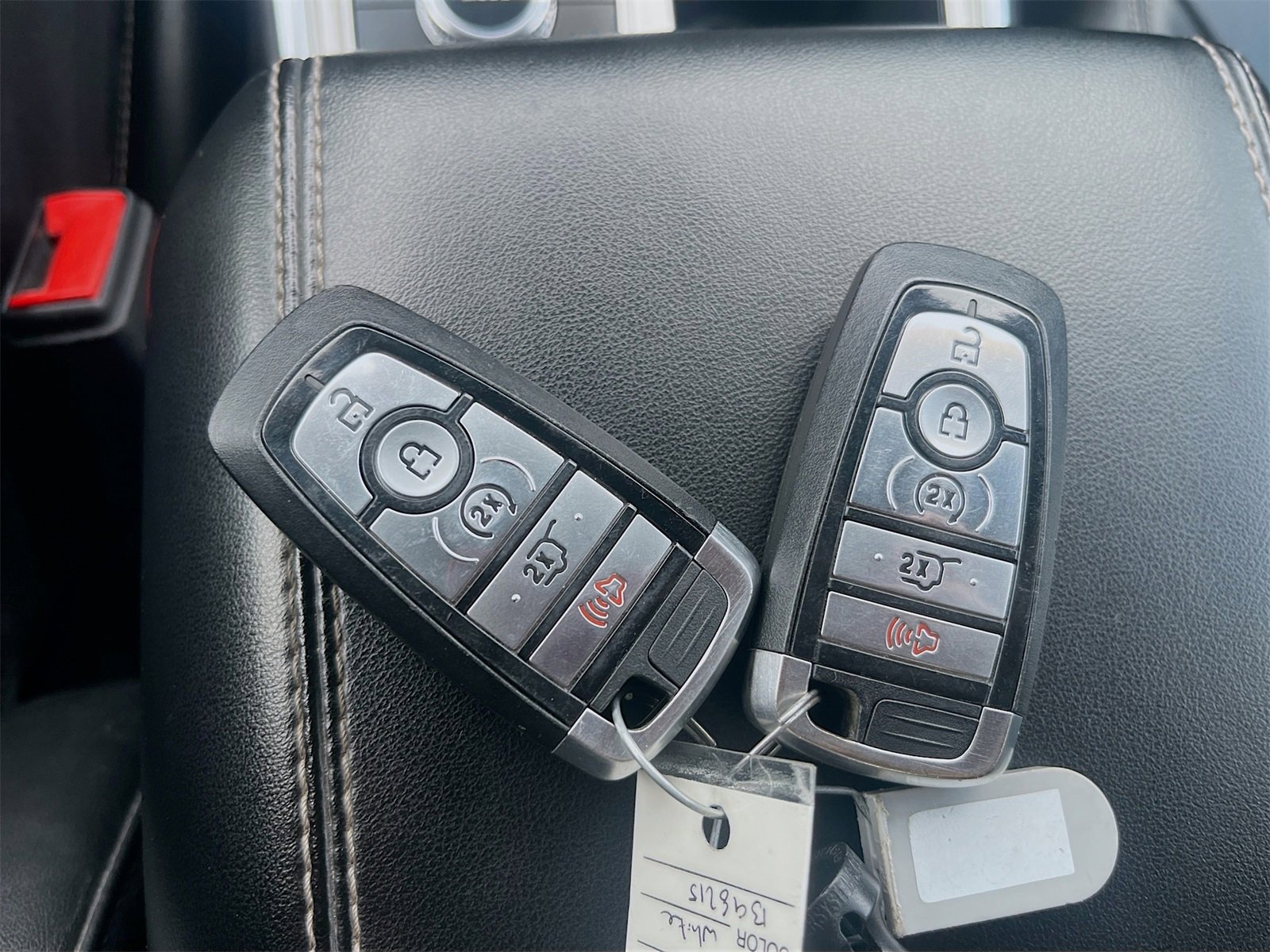 Used 2021 Ford Explorer XLT w/ Equipment Group 202A image 35