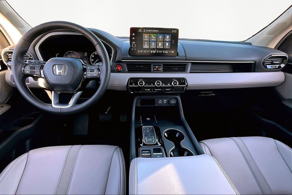 Certified 2025 Honda Pilot EX-L image 7