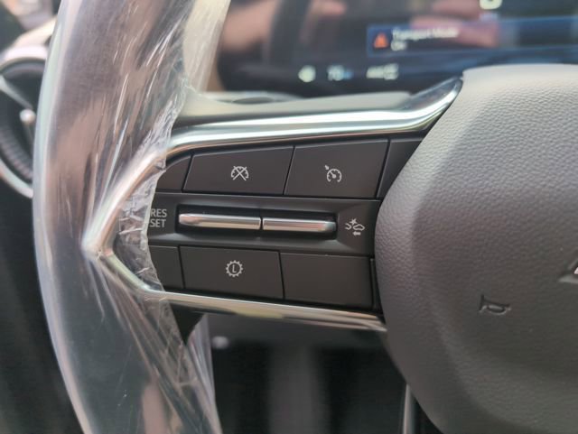 New 2026 Chevrolet Equinox ACTIV w/ Convenience Package III image 17