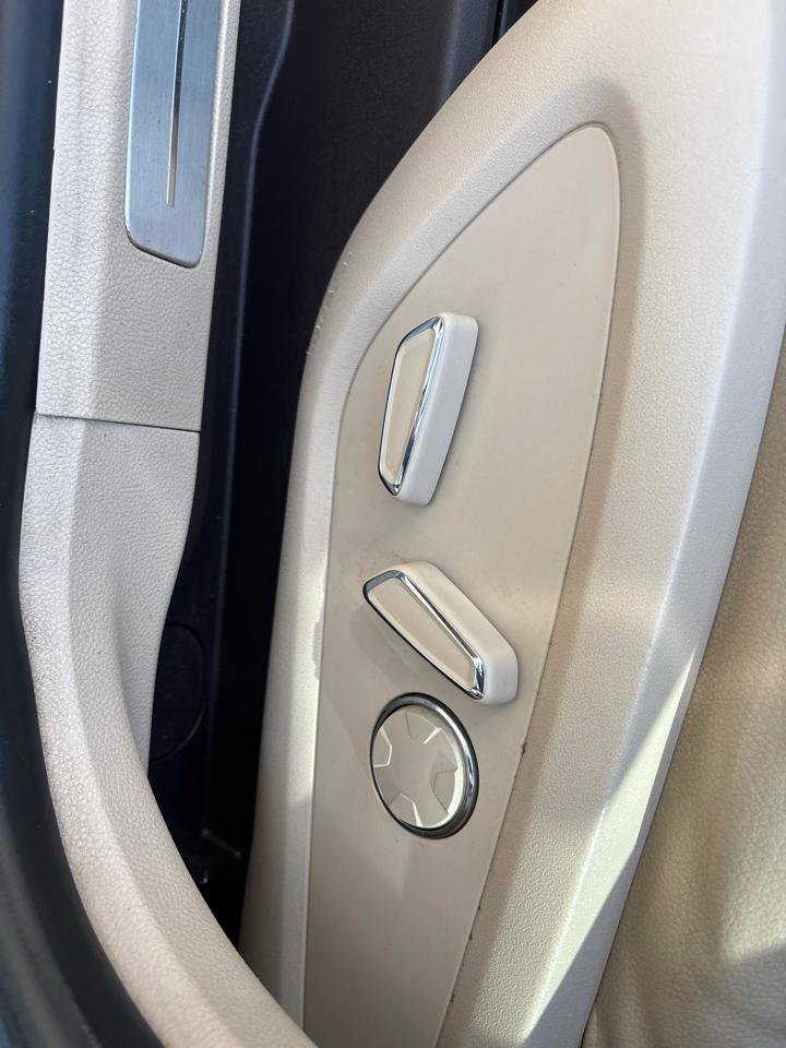 Used 2018 Lincoln MKC Premiere AWD/4WD image 12