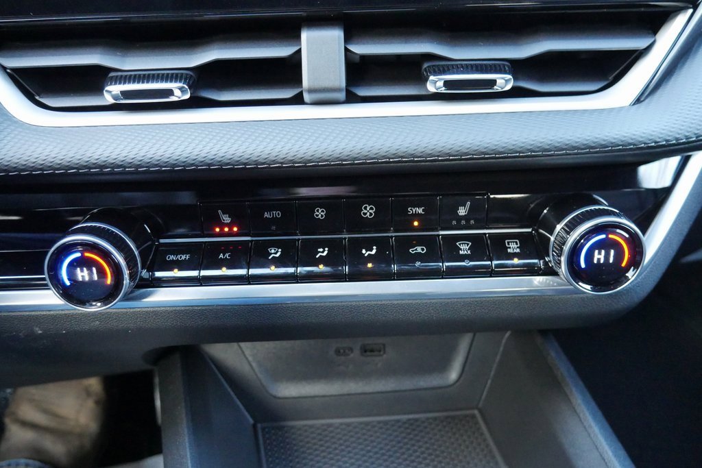 New 2026 Chevrolet Equinox LT image 18