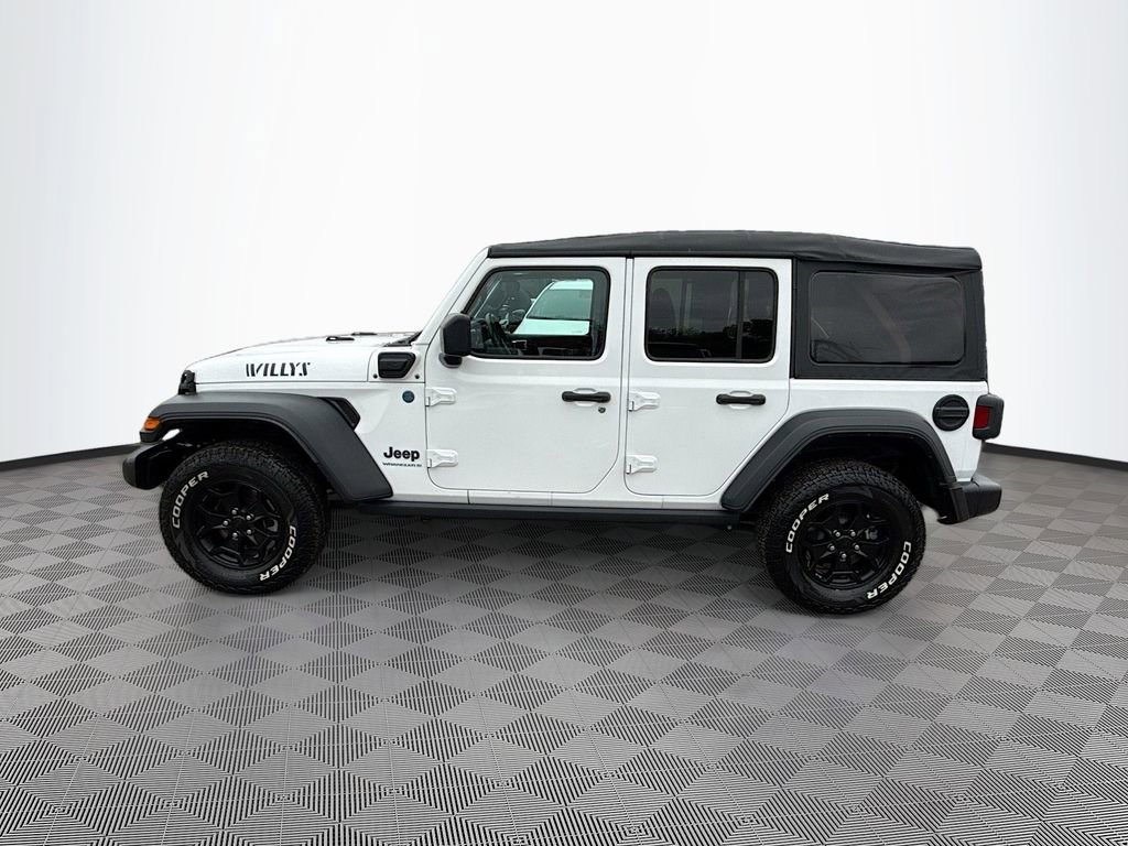Used 2023 Jeep Wrangler Unlimited w/ Cold Weather Group image 9