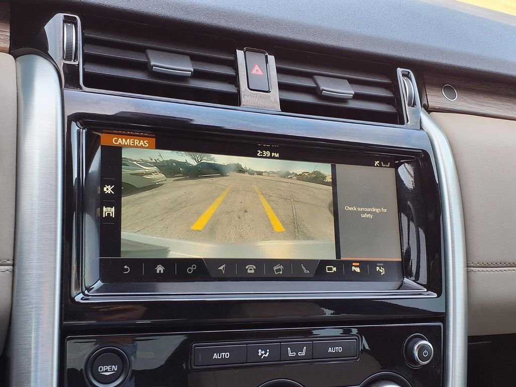 Used 2019 Land Rover Discovery HSE AWD/4WD image 30