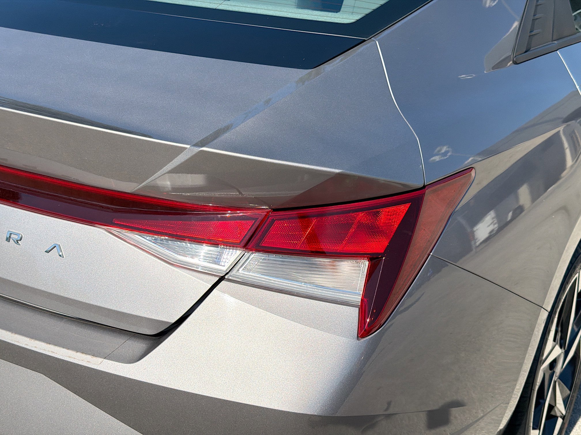 Used 2023 Hyundai Elantra SEL w/ Convenience Package image 24