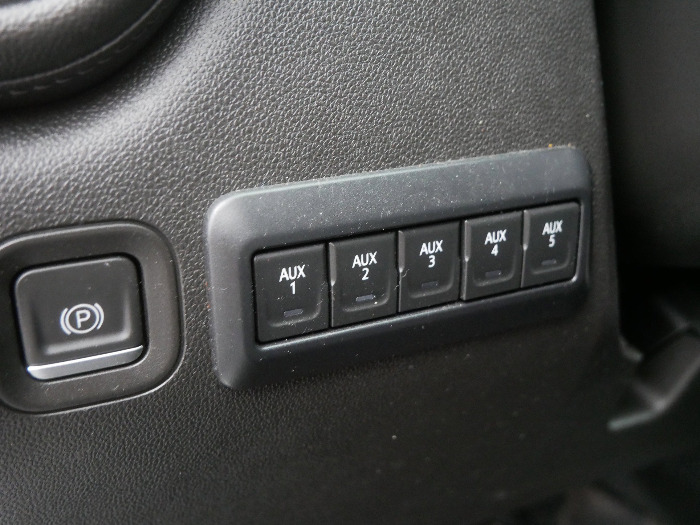 Used 2022 Chevrolet Silverado 3500 High Country w/ Z71 Off-Road Package image 27