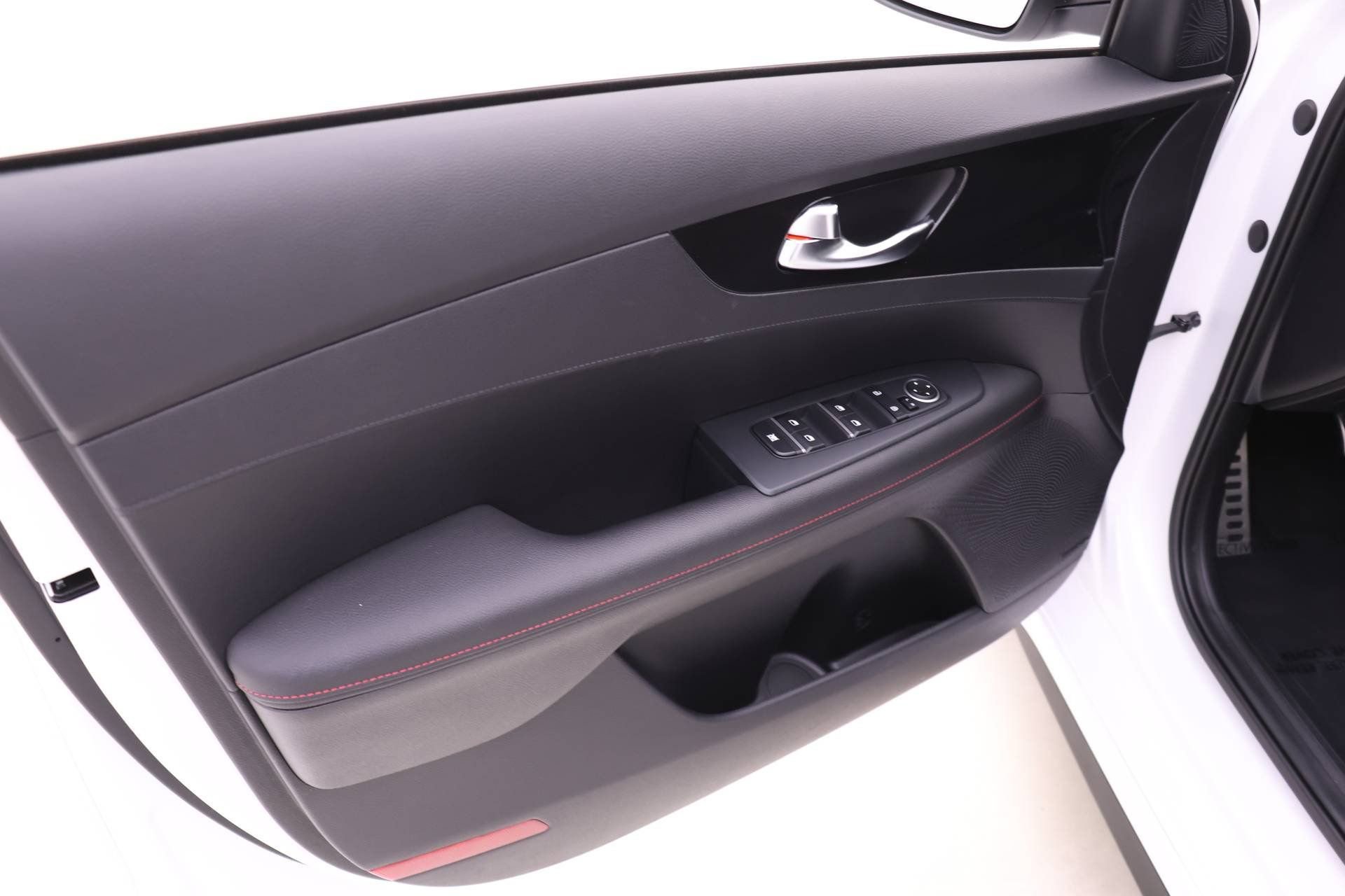 Used 2021 Kia Forte GT image 8