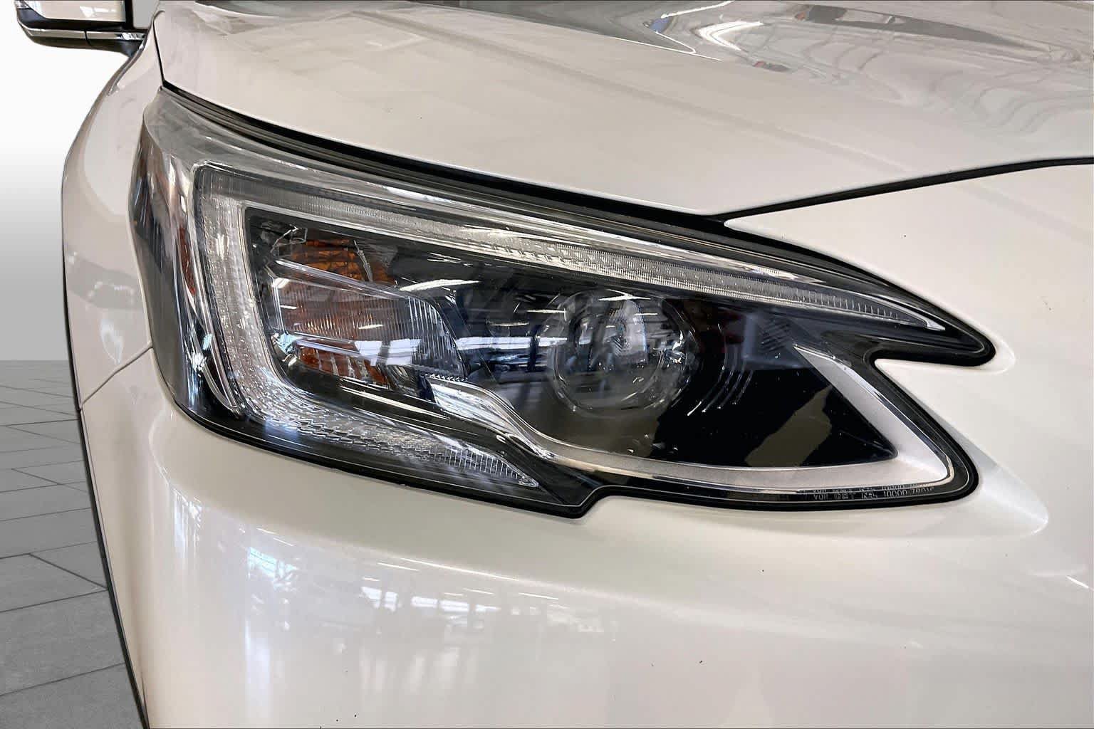 Used 2022 Subaru Outback Limited AWD/4WD image 25