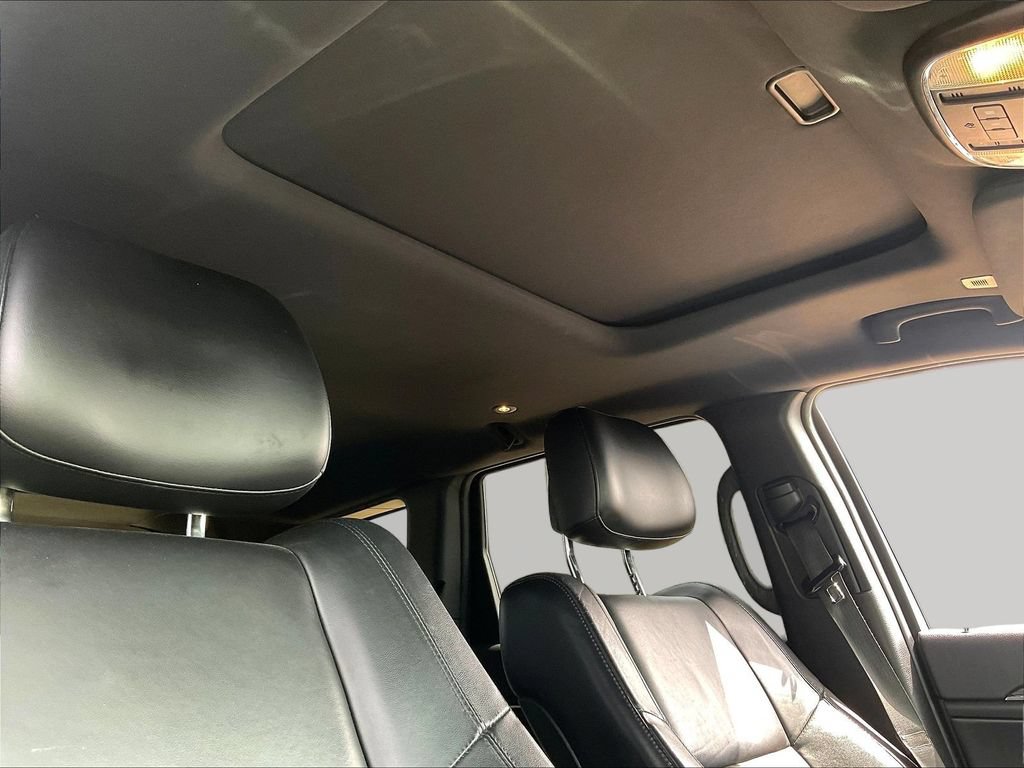 Used 2021 Jeep Grand Cherokee Limited w/ Premium Lighting Group AWD/4WD image 26