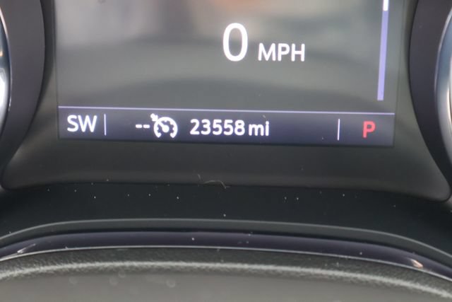Used 2022 Buick Encore GX Essence FWD image 26
