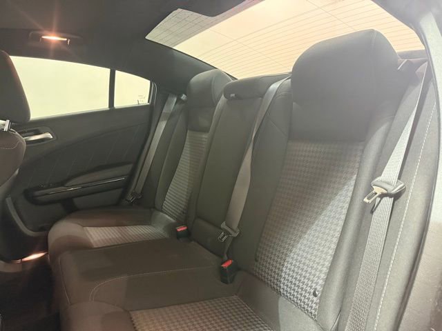 Used 2023 Dodge Charger R/T w/ Harman/Kardon Audio Group image 23