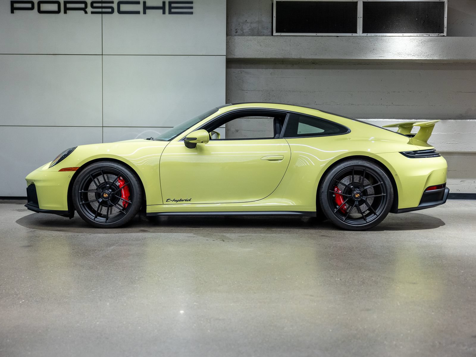 Certified 2026 Porsche 911 Carrera GTS RWD image 2