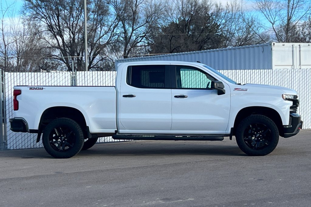 Used 2022 Chevrolet Silverado 1500 LT Trail Boss w/ Convenience Package II image 3