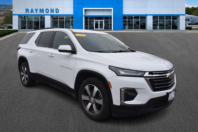Certified 2023 Chevrolet Traverse LT w/ LT Premium Package image 1