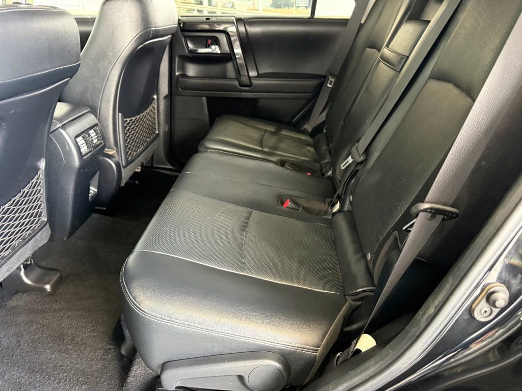 Used 2020 Toyota 4Runner Nightshade AWD/4WD image 33