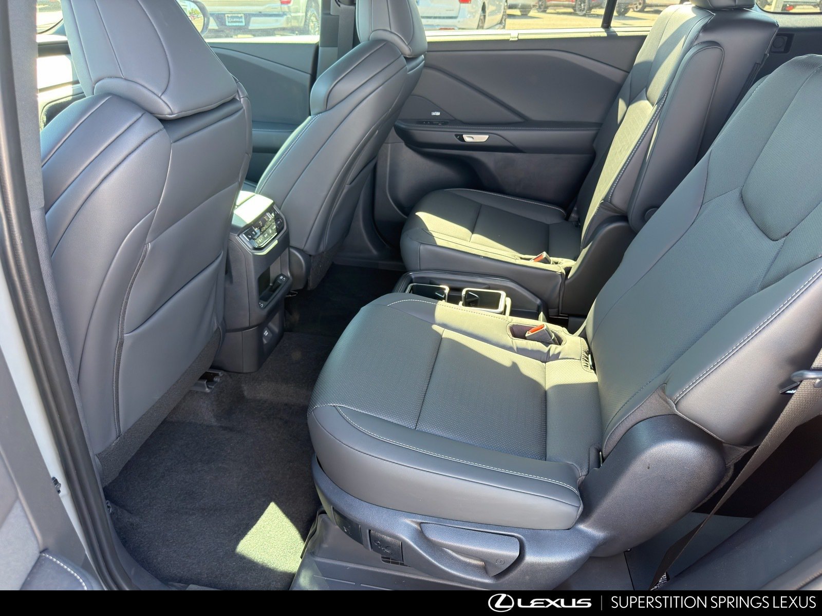 New 2026 Lexus TX 500h AWD w/ Technology Package image 23