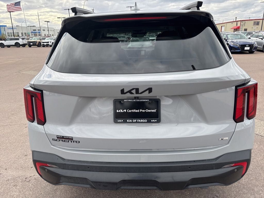 Used 2025 Kia Sorento SX AWD/4WD image 6