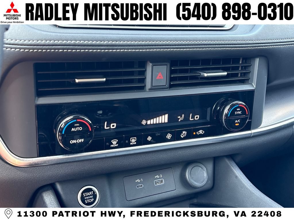 Used 2023 Nissan Rogue SV AWD/4WD image 10
