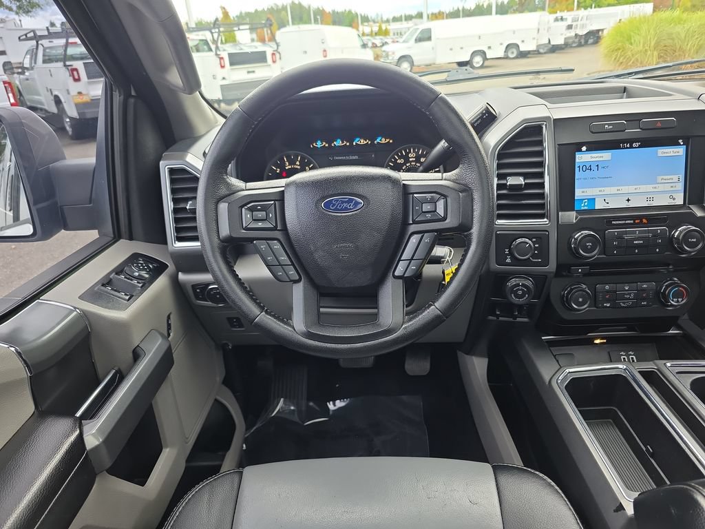Used 2016 Ford F150 XLT w/ Equipment Group 302A Luxury AWD/4WD image 7