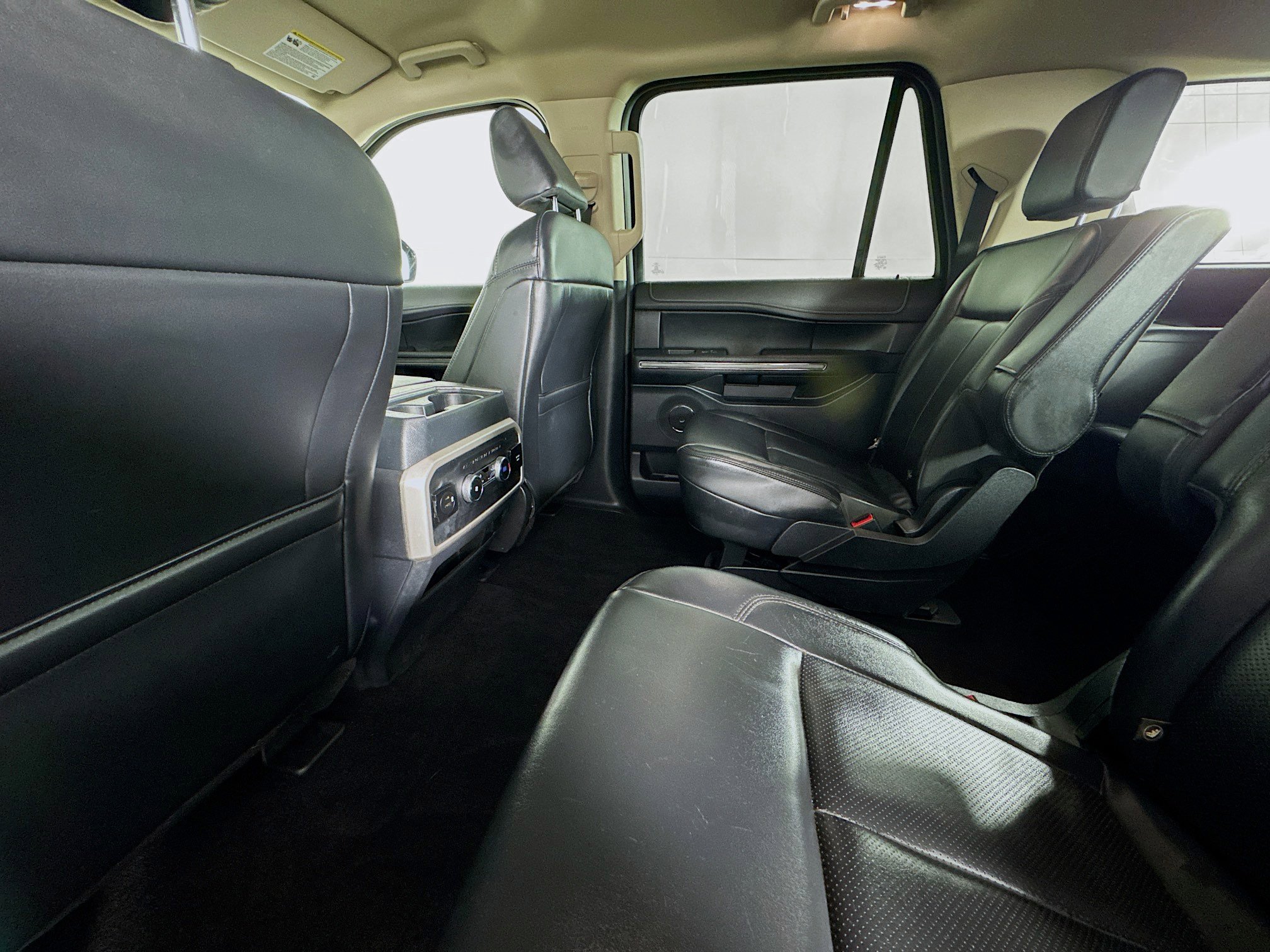 Used 2022 Ford Expedition Max XLT image 40