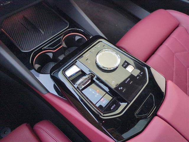 Used 2024 BMW i5 eDrive40i w/ Executive Package RWD image 12